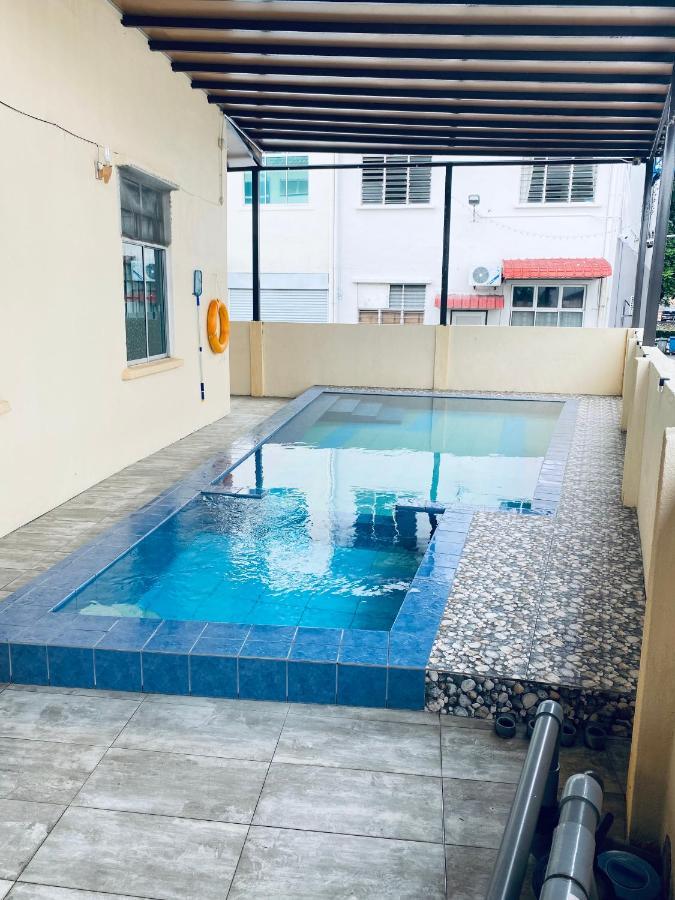 Casa Drezqi Homestay Melaka Private Pool Экстерьер фото