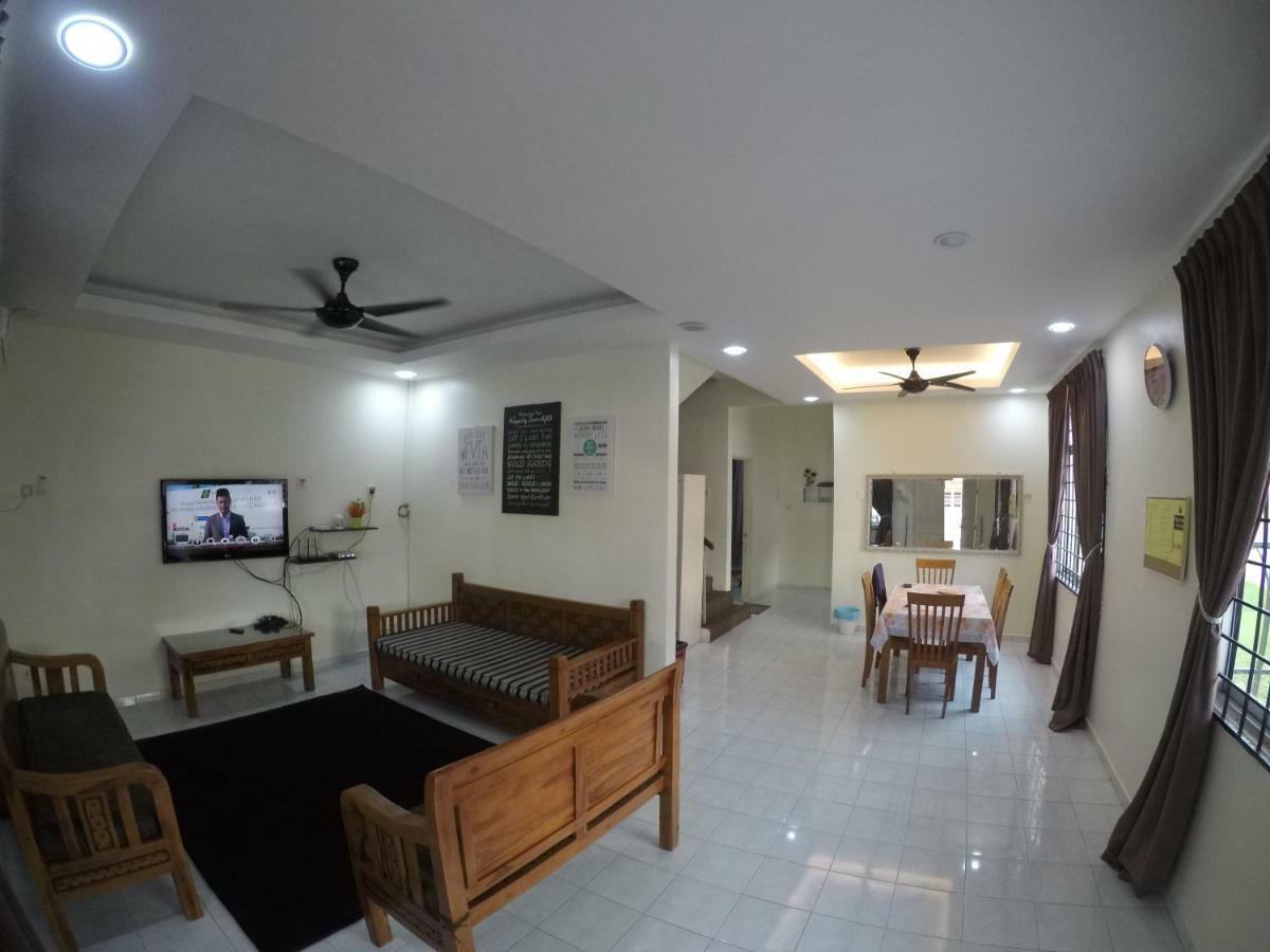 Casa Drezqi Homestay Melaka Private Pool Экстерьер фото